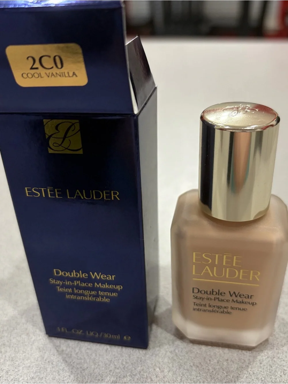 Estee Lauder Double Wear Foundation - Cool Vanilla (2C0) Beige